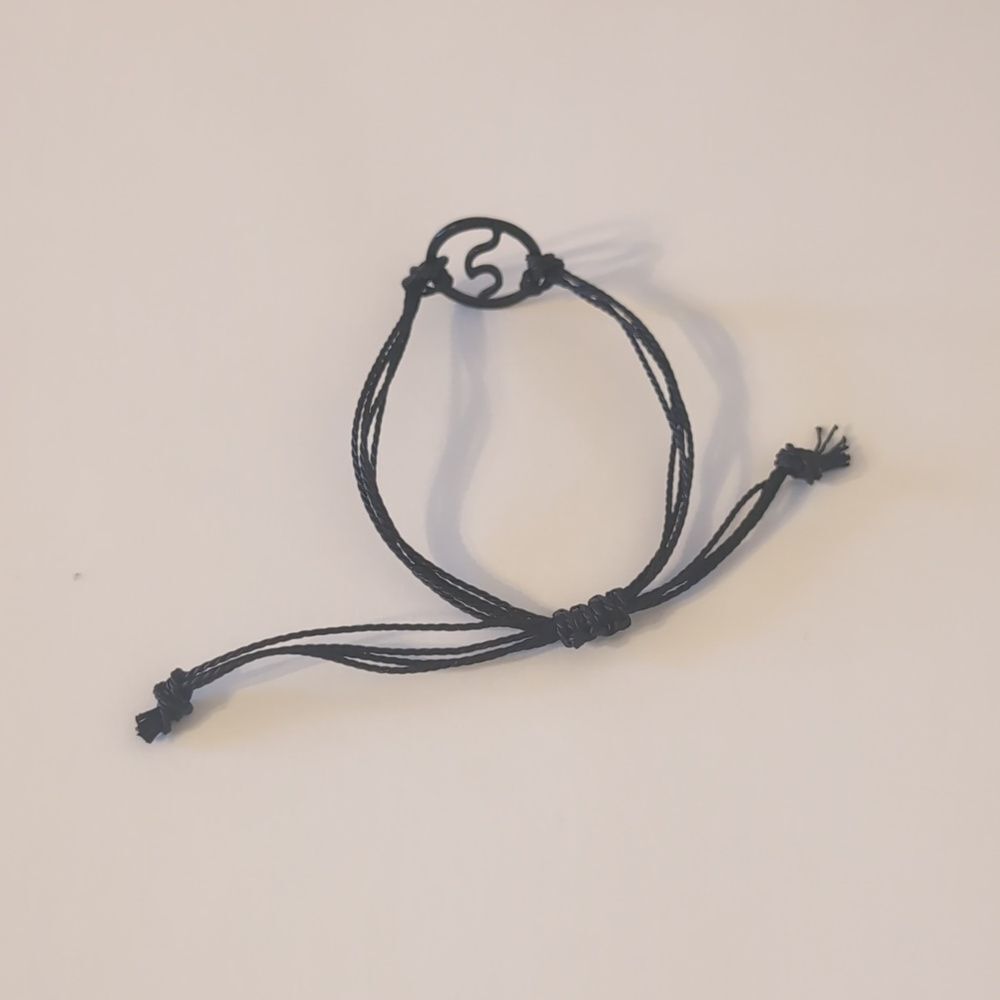 759 4Ocean Black Adjustable Slider Bracelet - Picture 4 of 4
